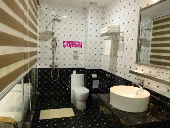 Qingchun Zhu Fashion Hotel