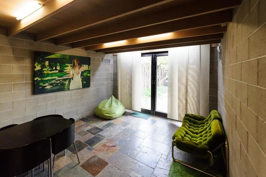 Retro House