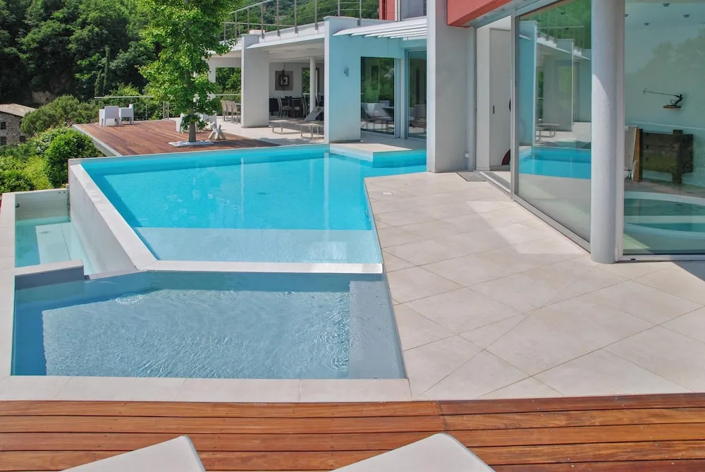 Villa With 5 Bedrooms in Saint Désirat, With Private Pool, Furnished G