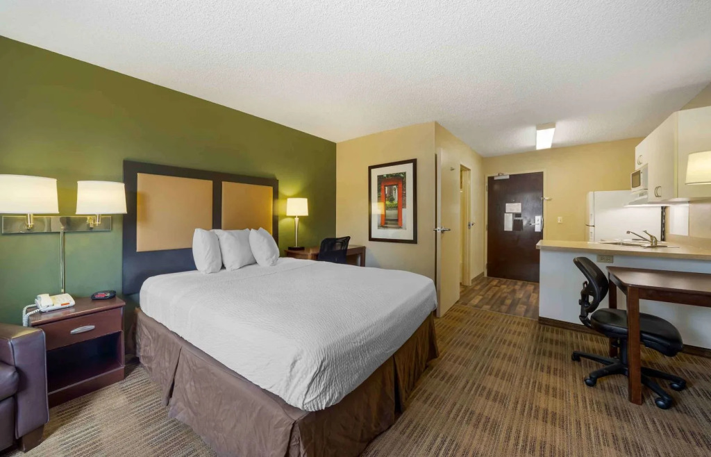 Extended Stay America Suites - Oklahoma City - NW Expressway