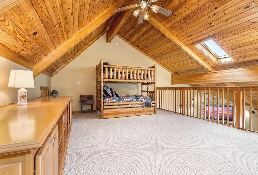 Sunset Chalet by Taylor Made Deep Creek