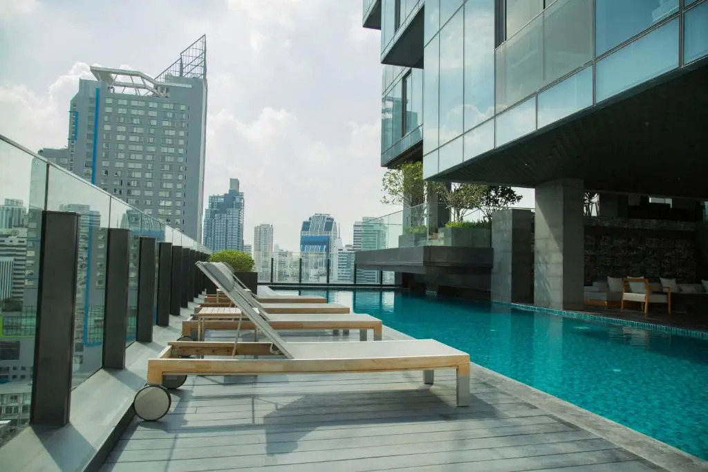 Sukhumvit 11#Luxury#Pool#Gym#BTS Nana&MRT Sukhumvit#1BR#Max4ppl