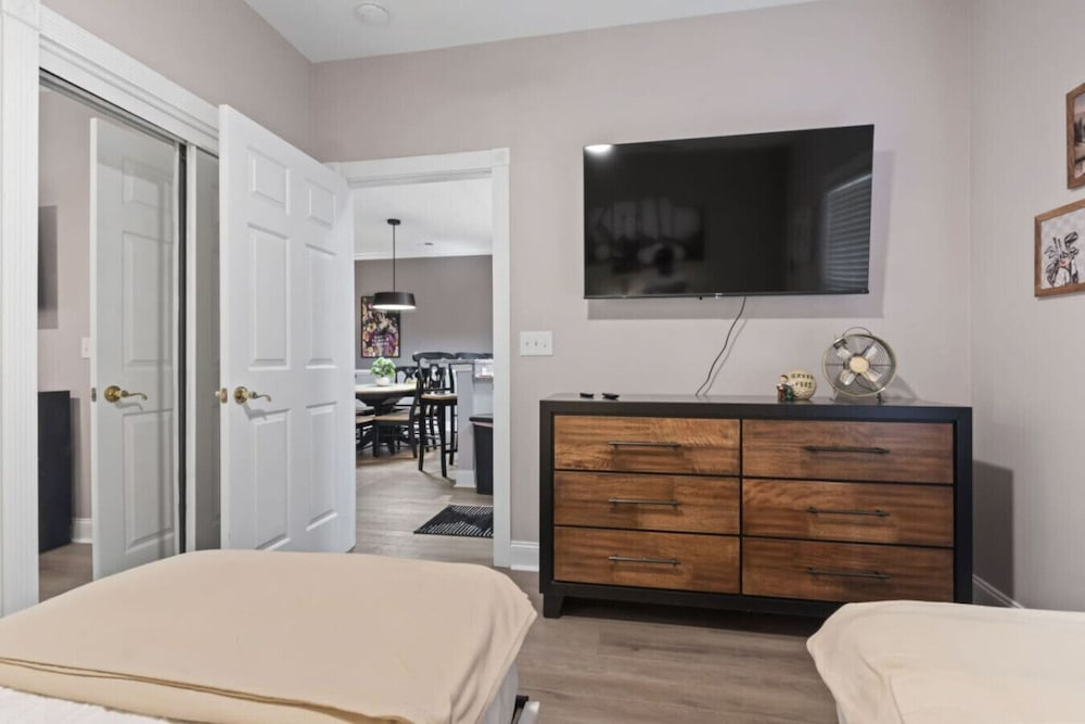 Oh My Gosh So Posh! Stylish 2BR Condo w/ Glam Decor, Bright Spaces & Relaxed Comfort