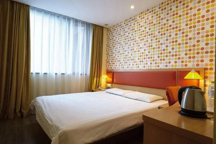 Home Inn (Hangzhou Wen'er Road Xueyuan Road)
