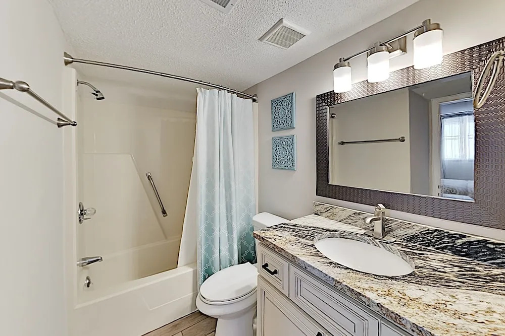 905smark 3 Bedroom Condo