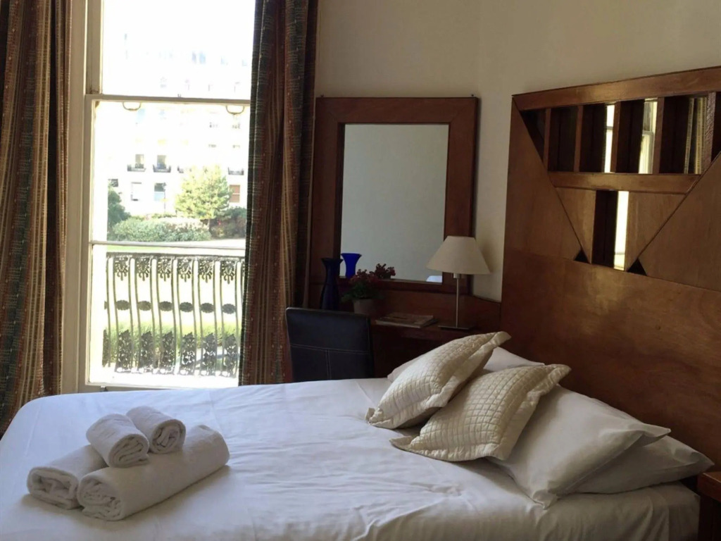 The X Hotel Brunswick Square