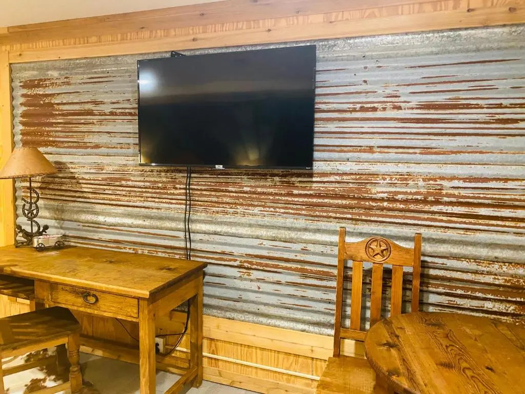 Deluxe Big Texan Multi Suite