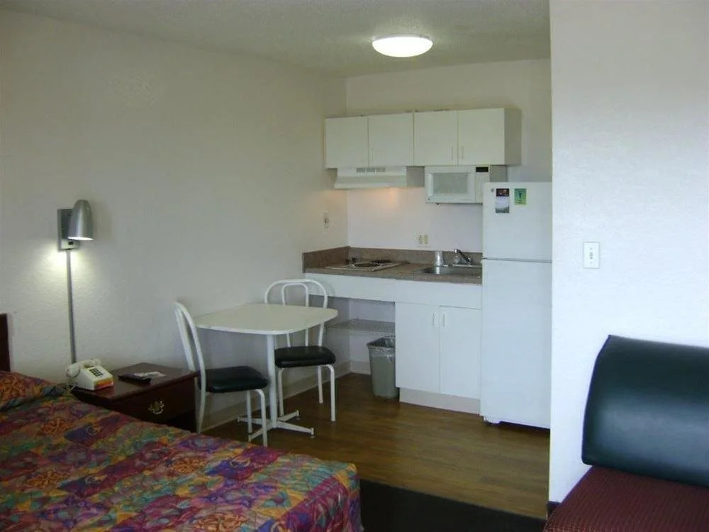 InTown Suites Extended Stay San Antonio TX - Seaworld