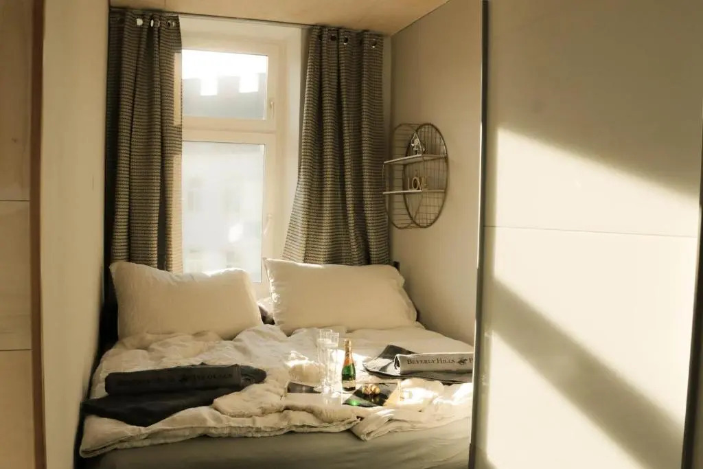 Charming Apartment: only 10 Minutes to the Center