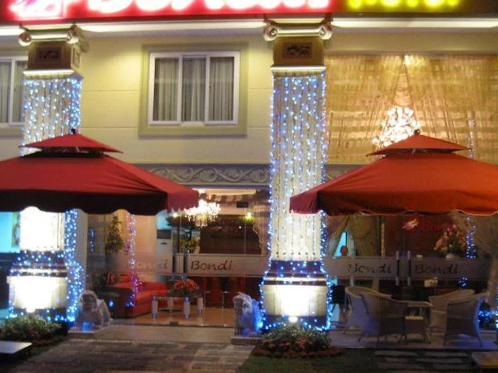 Bondi Hotel