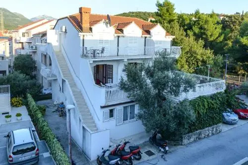 Villa Adria Apartments