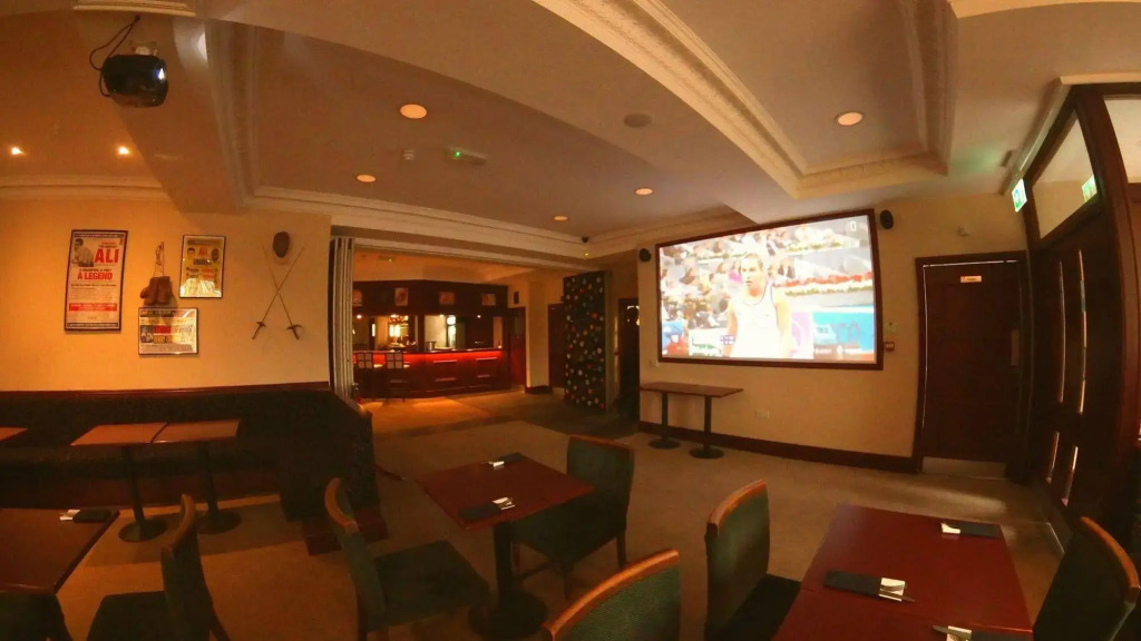 Lymedale Suites Studios & Aparthotel in NEWCASTLE UNDER LYME & STOKE