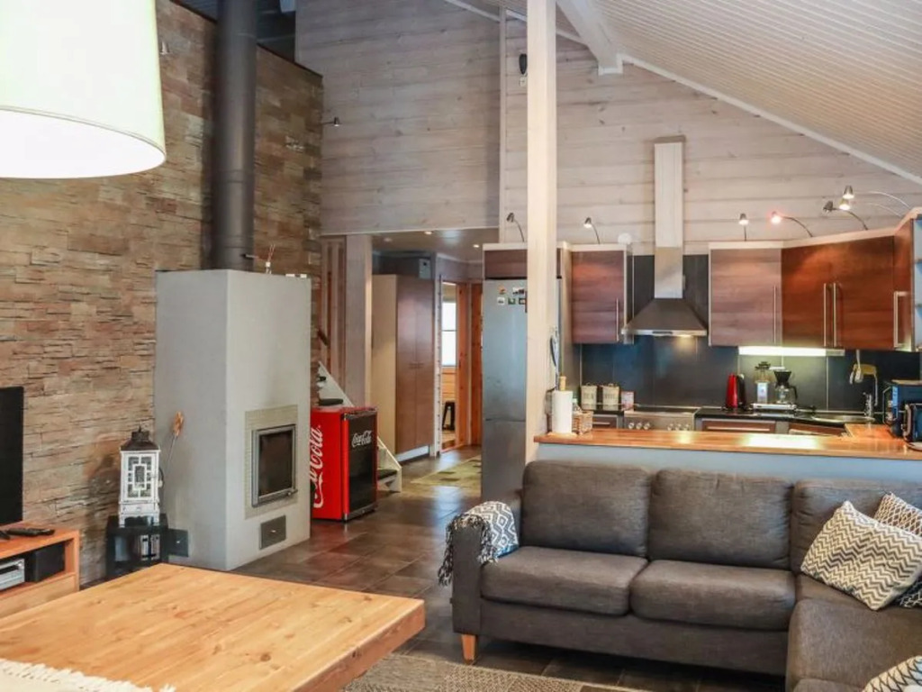 Aurinko-saaga 2 paritalo