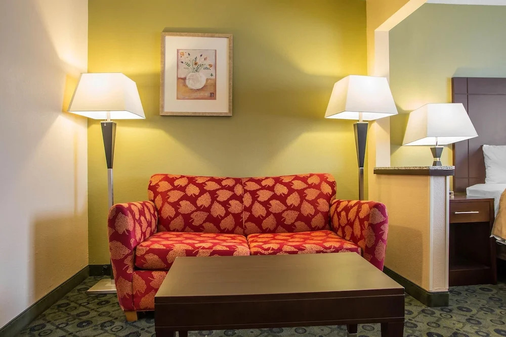 Days Inn - Bloomington