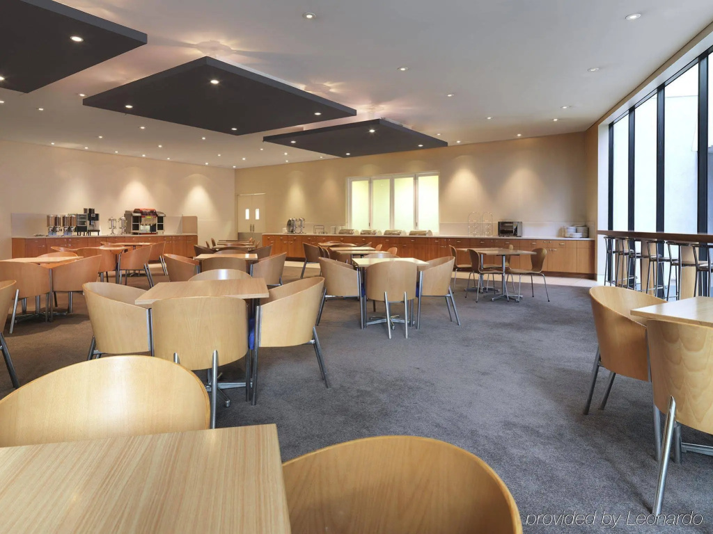 Mercure Melbourne Southbank