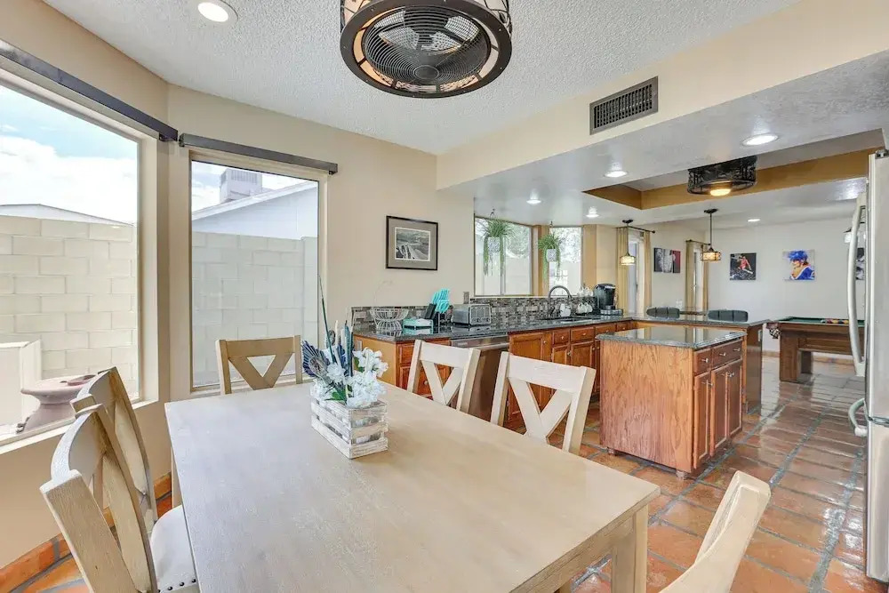 Family-friendly Home w/ Pool & Fire Pit in Peoria