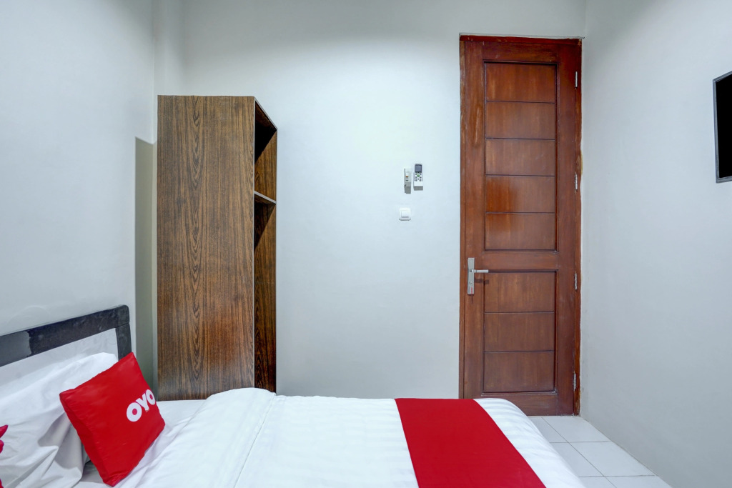 RedDoorz Syariah near Bypass Krian