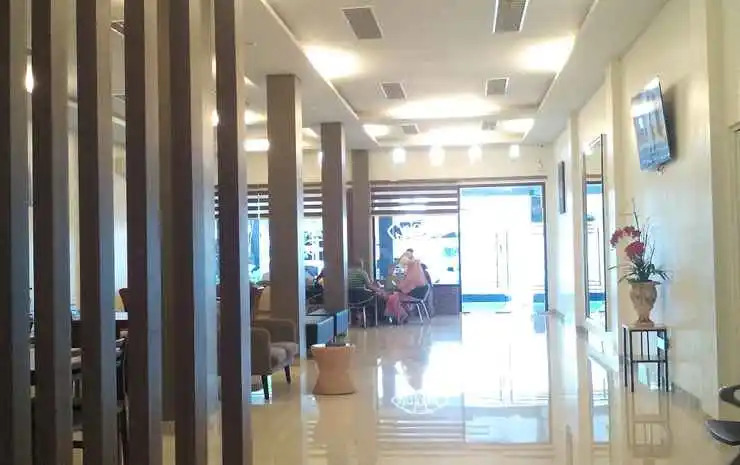 Amoda Hotel & Cafe