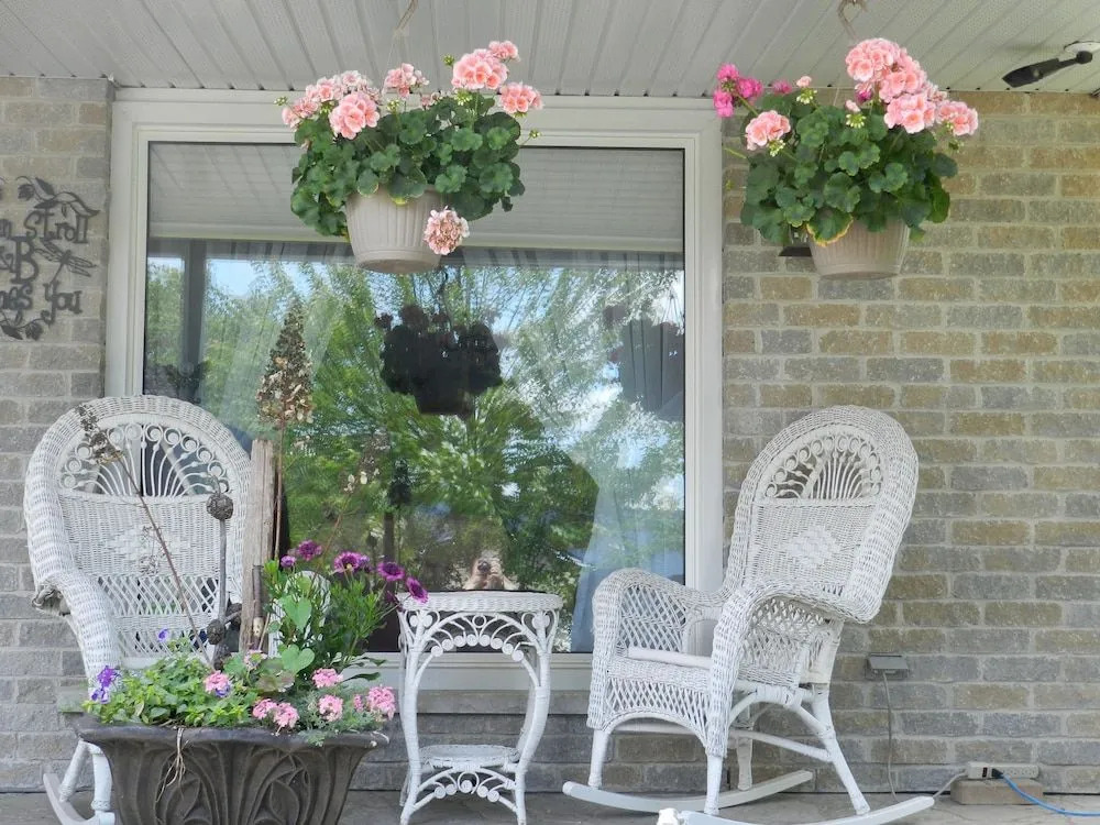 A Garden Stroll Bed & Breakfast