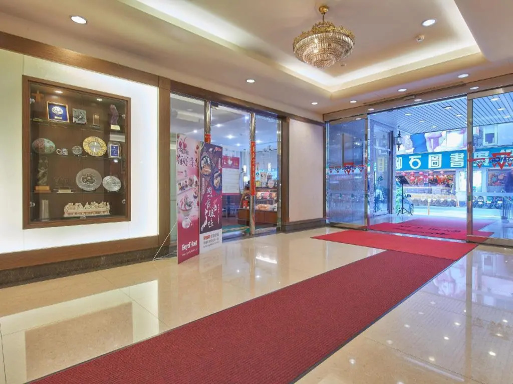 Y Hotel