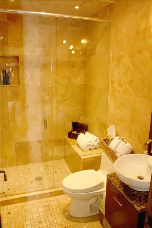 Wellington Haus: Dog Friendly Home, Hot Tub, Views