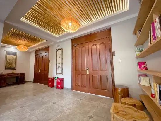 Yunqi · She Hostel