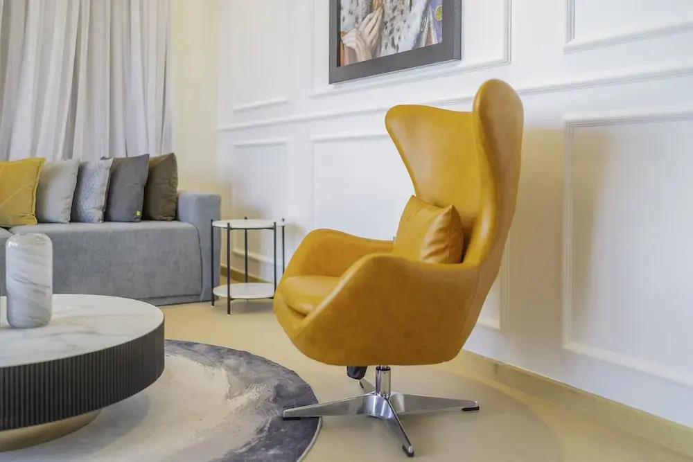 Monty - Luxury Meets Comfort Apt With Panoramic City View