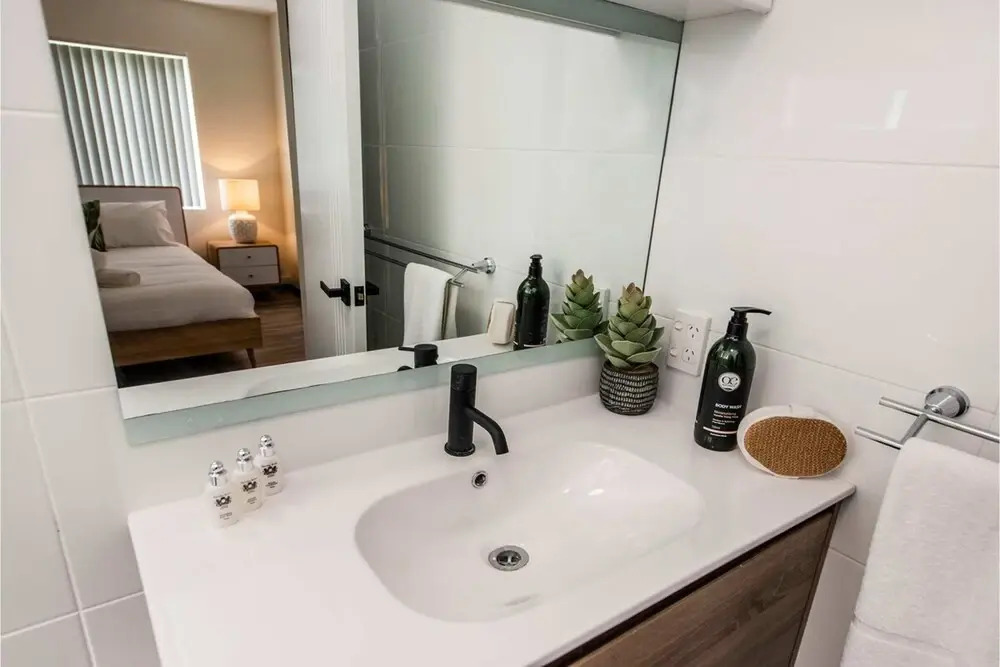 Stylish Apartment in Leafy South Perth