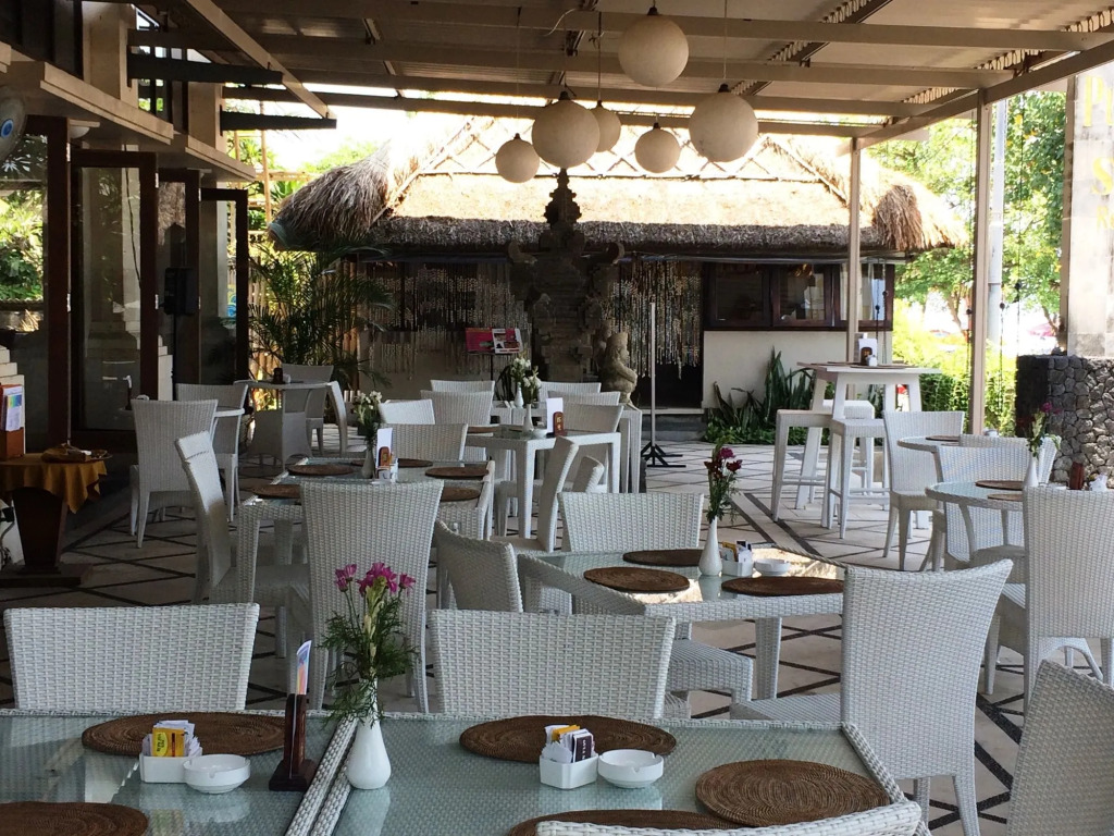 Puri Raja Hotel