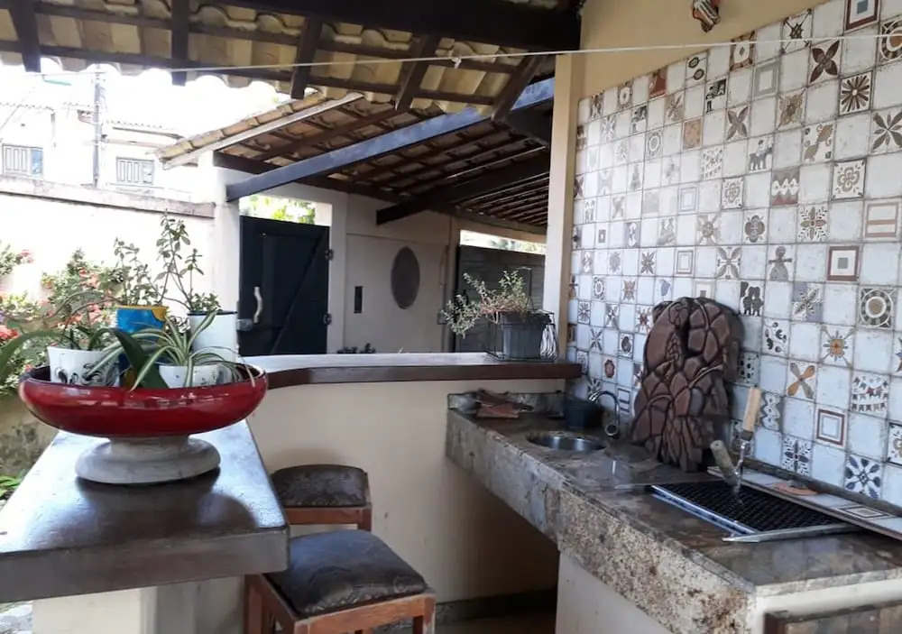 Casa na Praia de Taperapuan com piscina vista Mar