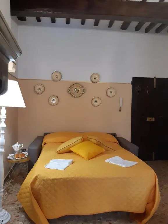 Typical & Historical, Central apartment