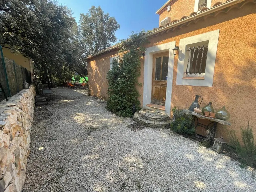Le calme de la garrigue