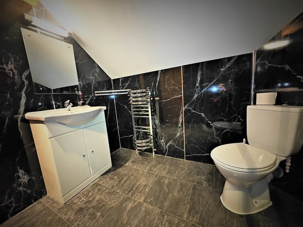 Dolgun Uchaf Historic B&B and Cottages with Boutique Bedrooms In The Heart of Snowdonia