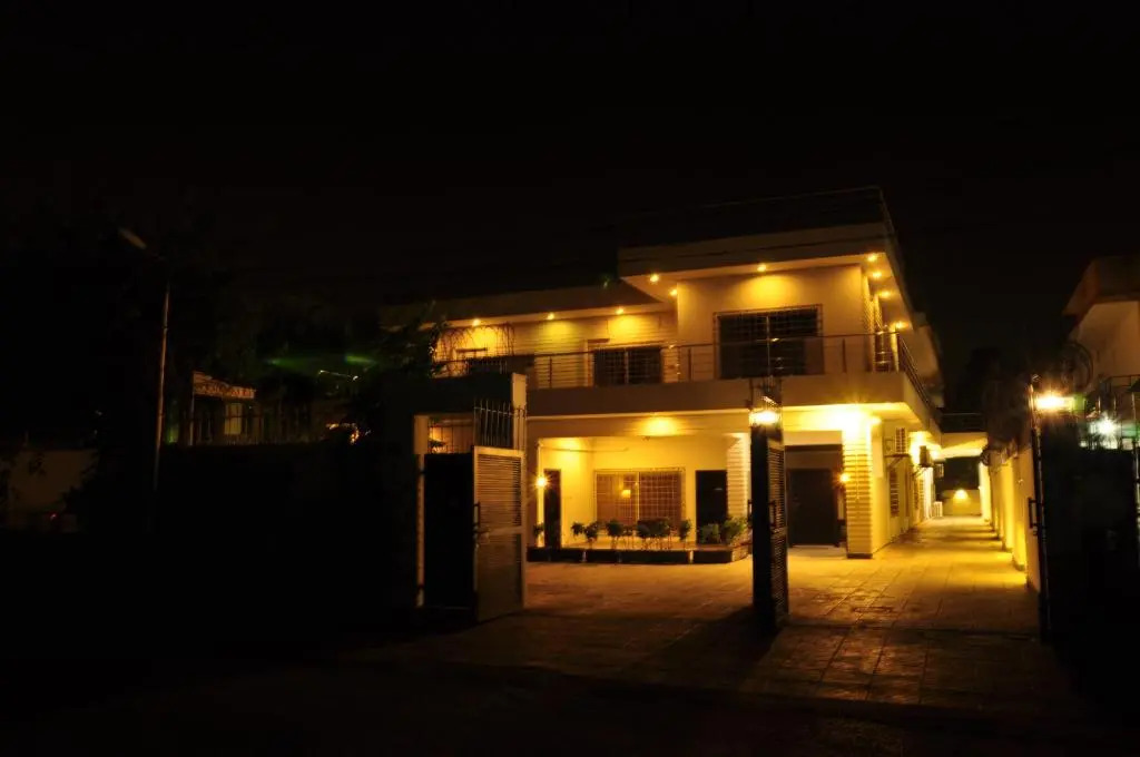 Reina Boutique Hotel - G6