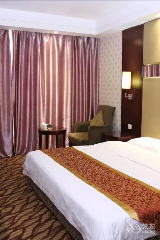 Chengdu Boli Hotel