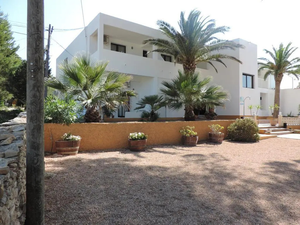 Hotel Lago Dorado