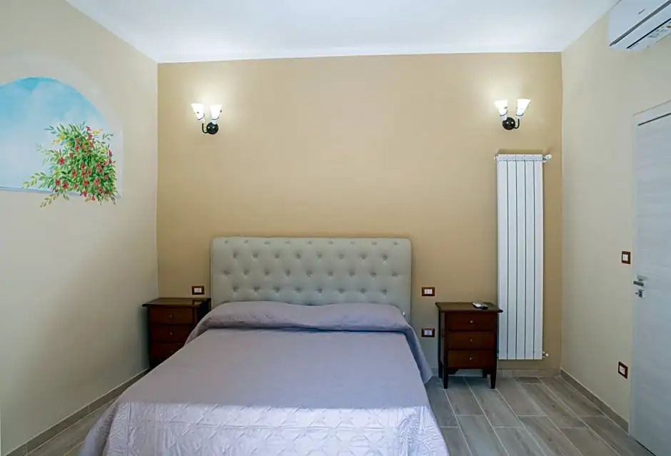 Mandevilla Home