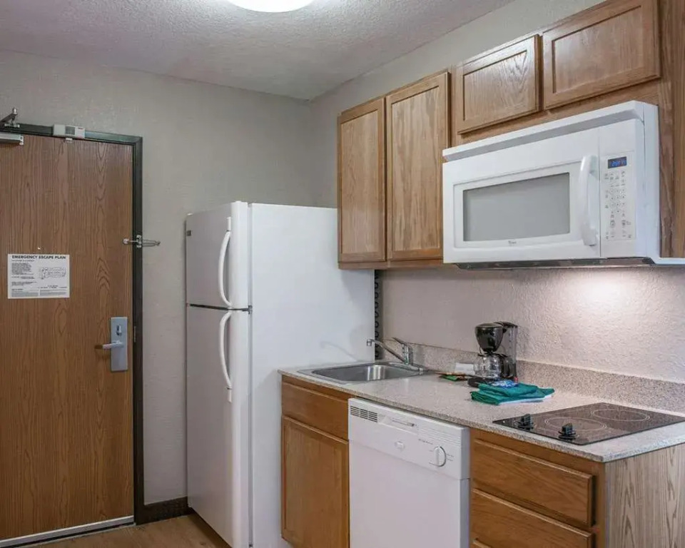 Birch Hill Suites - South Bend