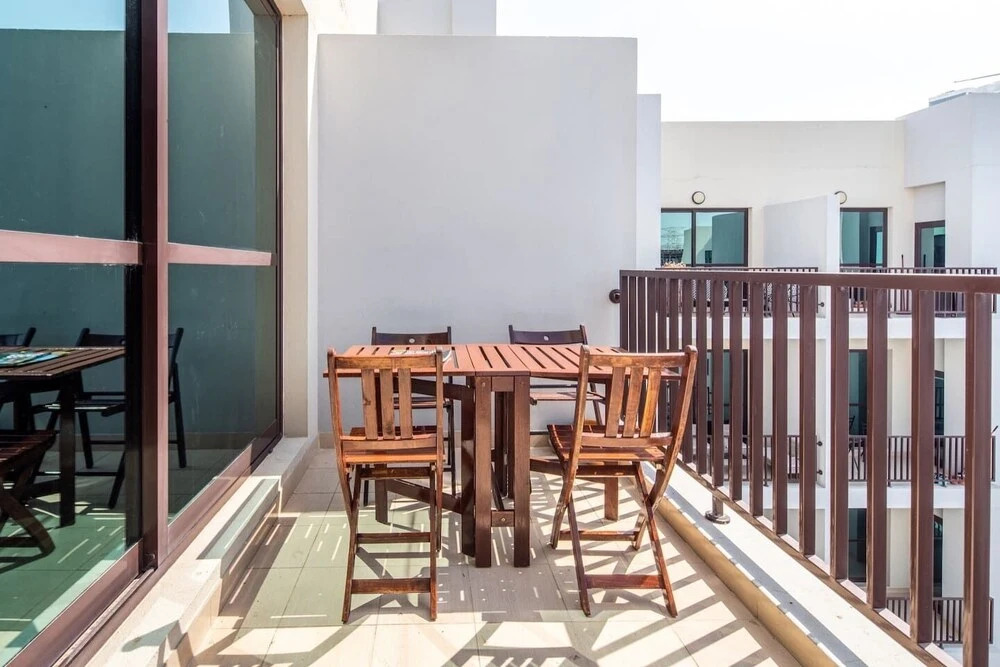 Regal 1BR Apartment With Tranquil Settings in Jvc!