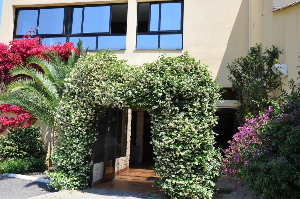 Isola Hôtel