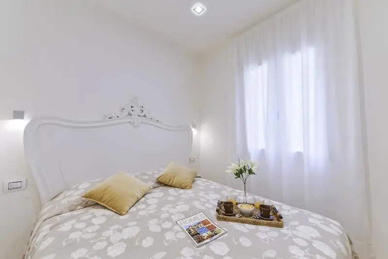 Don Giovanni Halldis Apartment