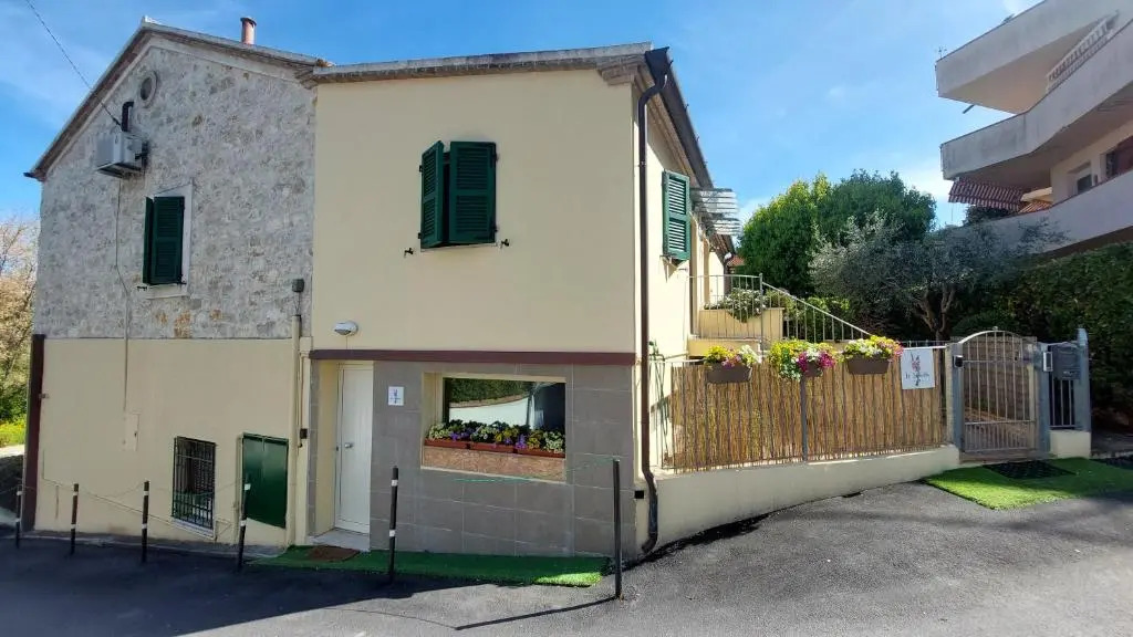 La Lupinella Apartment