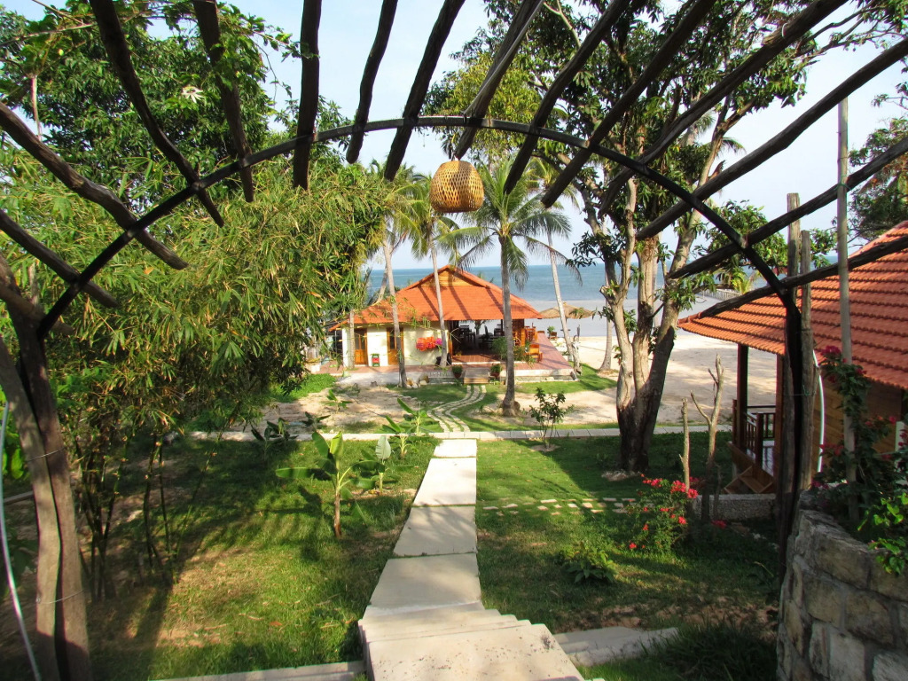 Mango Beach Resort
