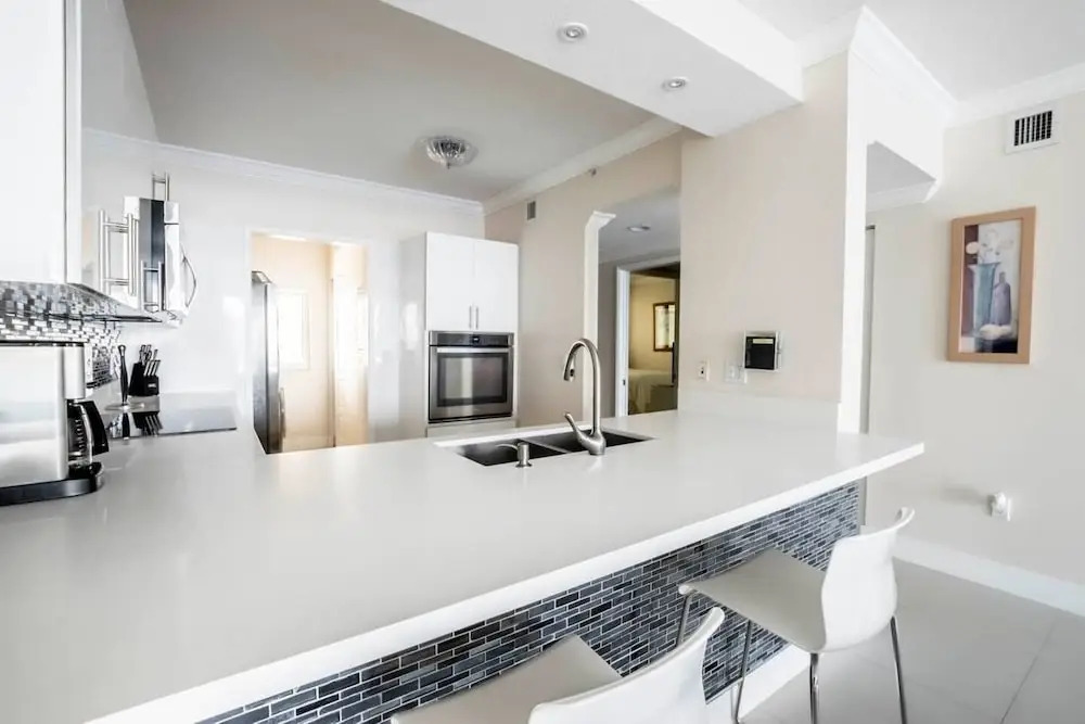 Le Marina Bay 1006 by Go Florida Condo Sunny Isles