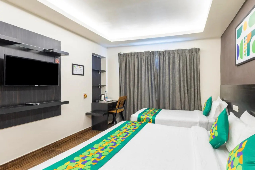 Twin Star Hotel