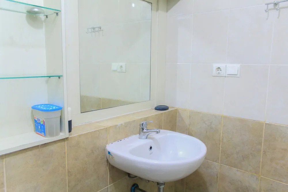 Cozy and Homey Studio Room Apartment at Silkwood Residences