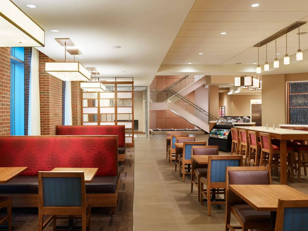 Hyatt Place Bloomington / Normal