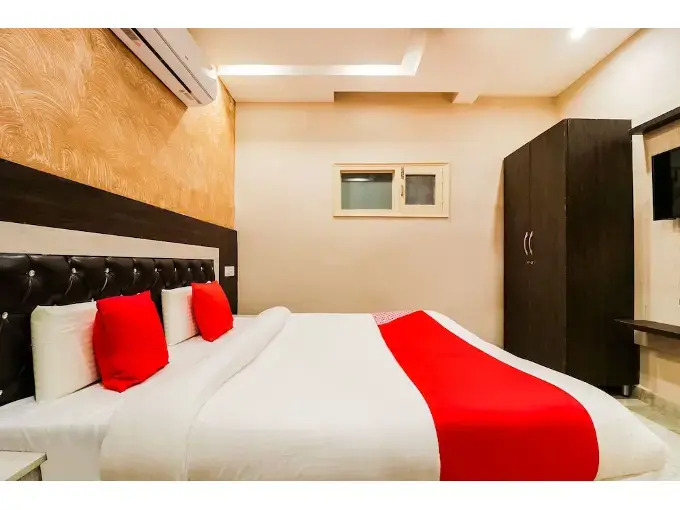Hotel Z by OYO Rooms
