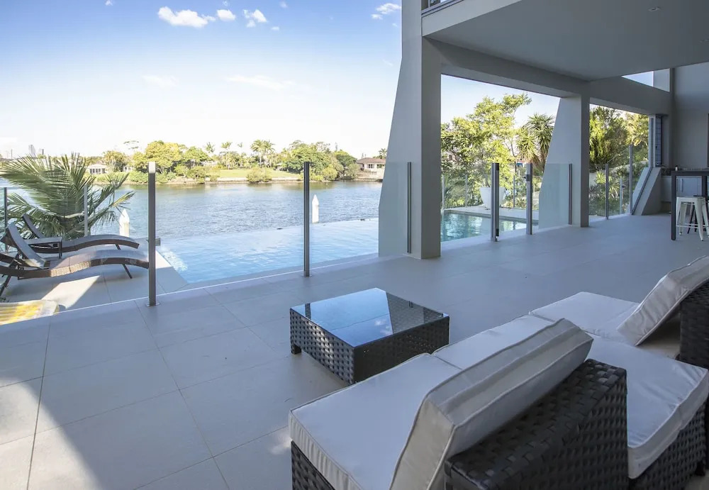 Gold Coast Luxury Waterfront House