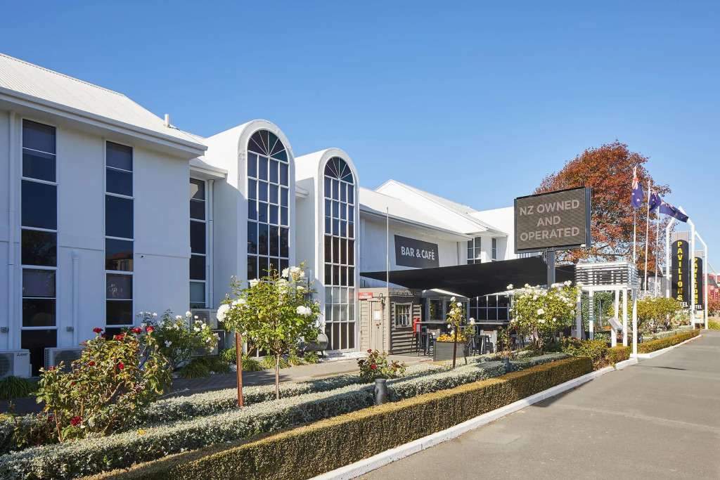 Pavilions Hotel